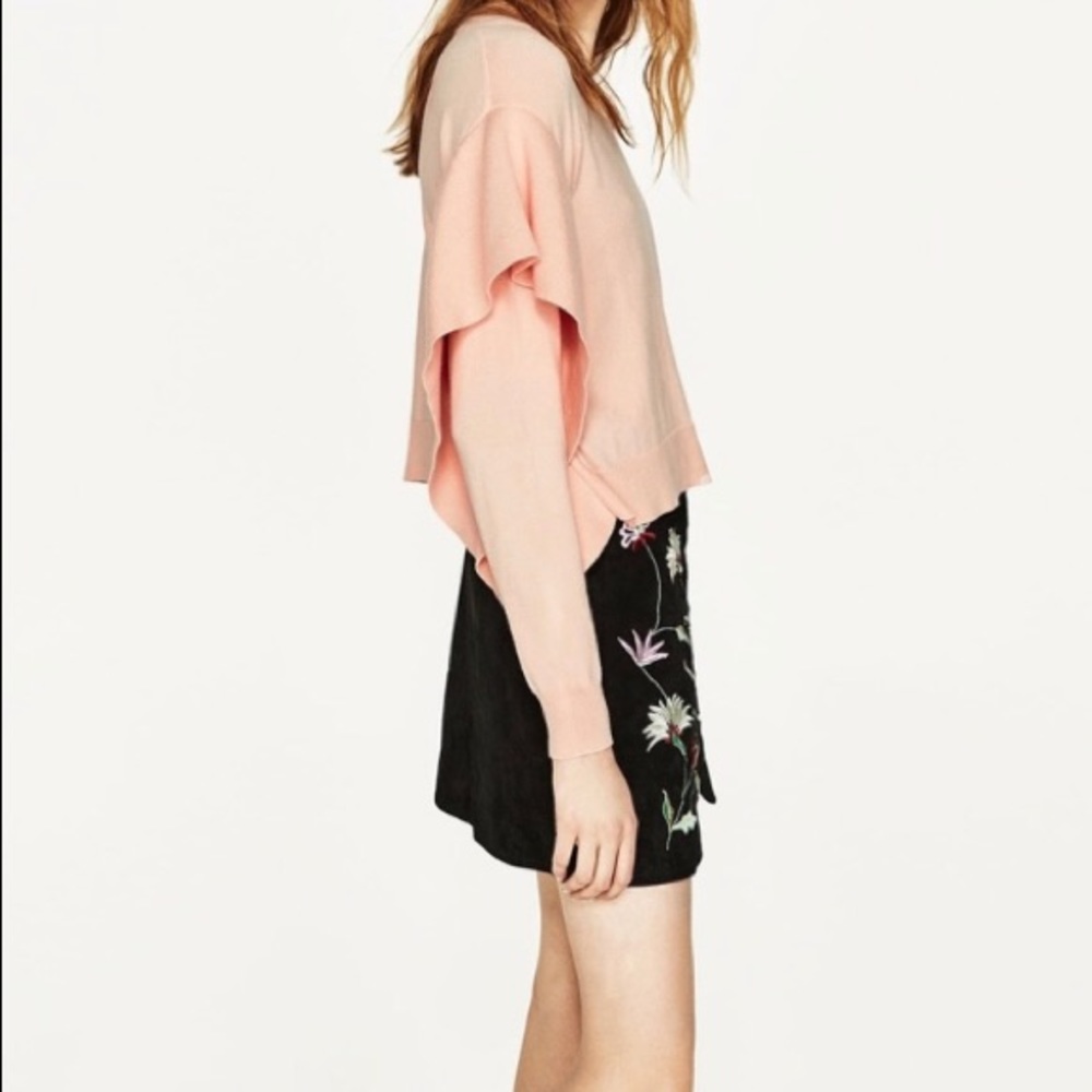 🆕 Zara Side Frill Knit Side Frill Cropped Sweater - Picture 3 of 8